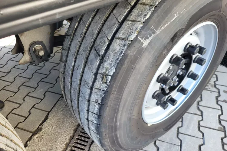 Schmitz Doppelstock; ThermoKing SLXi300; uchwyty promowe; paleciara zdjęcie 12