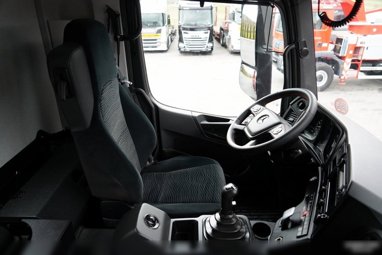 Mercedes -BENZ AROCS 4145 / 8x8 / WYWROTKA TYLNOZSYPOWA / KH KIPPER / MANUAL / OPONY 100% / EURO 6 zdjęcie 35