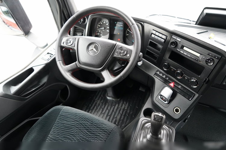 Mercedes -BENZ AROCS 4145 / 8x8 / WYWROTKA TYLNOZSYPOWA / KH KIPPER / MANUAL / OPONY 100% / EURO 6 zdjęcie 36