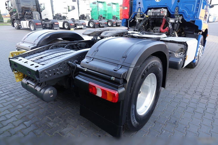 Mercedes ACTROS 1843 / PEŁNY ADR / ALUFELGI / EURO 6 /  zdjęcie 15