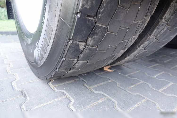 Mercedes ACTROS 1843 / PEŁNY ADR / ALUFELGI / EURO 6 /  zdjęcie 20