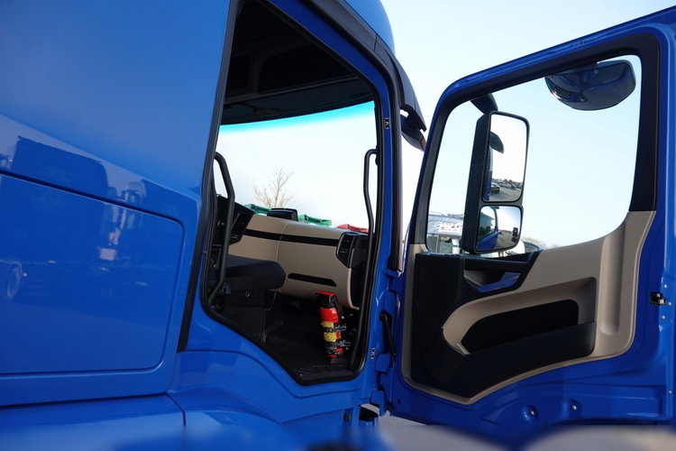 Mercedes ACTROS 1843 / PEŁNY ADR / ALUFELGI / EURO 6 /  zdjęcie 36