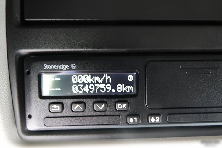 Scania R 450 /  RETARDER / PEŁNY ADR /  KLIMA POSTOJOWA / ALUFELGI /  zdjęcie 37