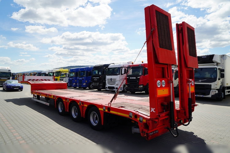 KAESSBOHRER NACZEPA LAWETA NISKOPODWOZIE / NAJAZDY HYDRAULICZNE / 3 OSIOWA / POSZERZANA  zdjęcie 5
