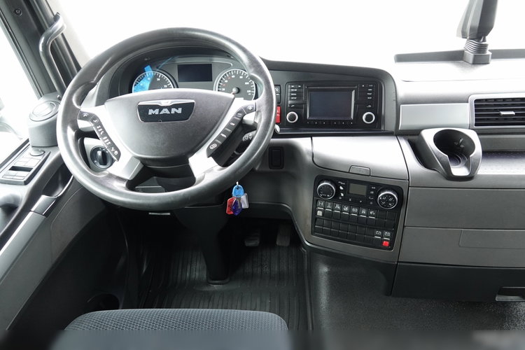 MAN TGX 18. 400 / MAŁY PRZEBIEG / EURO 6 zdjęcie 28