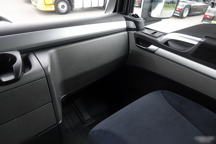 MAN TGX 18. 400 / MAŁY PRZEBIEG / EURO 6 zdjęcie 30