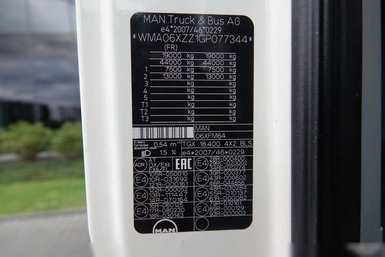 MAN TGX 18. 400 / MAŁY PRZEBIEG / EURO 6 zdjęcie 34