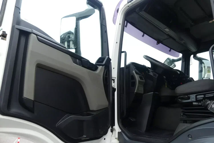 TGS 41.470 / 8x8 / WYWROTKA MEILLER / MANUAL / NISKI PRZEBIEG / zdjęcie 23