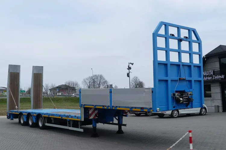 BODEX NISKOPODWOZIOWA / ROZCIĄGANA 3m / WCIĄGARKA / zdjęcie 1