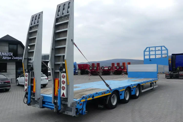 BODEX NISKOPODWOZIOWA / ROZCIĄGANA 3m / WCIĄGARKA / zdjęcie 10