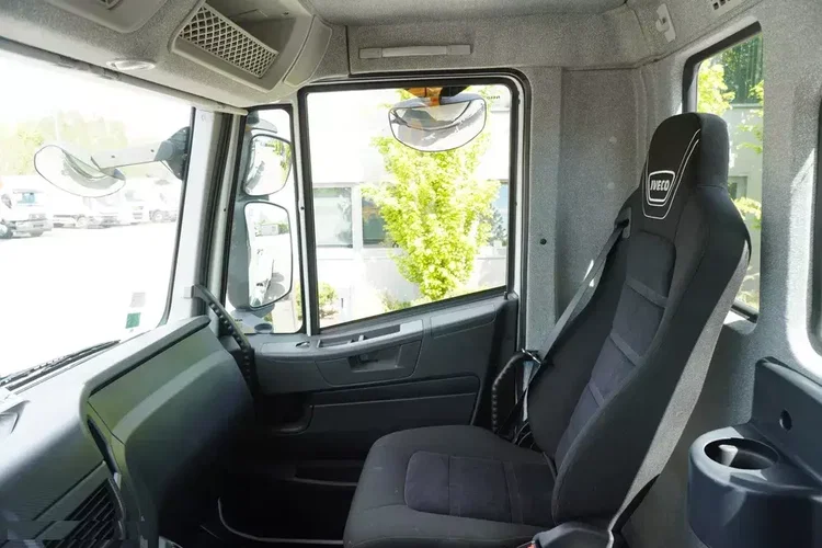Iveco Stralis 360 6x2 / 50 tys. km / Hakowiec Marell AL20 S55 / oś skrętna zdjęcie 25
