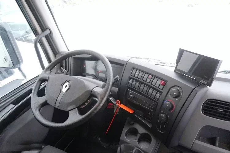 Renault D210 12T / Chłodnia Bitemperatura / zdjęcie 26
