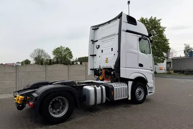 Mercedes ACTROS 1845/GIGASPACE/ SALONKA zdjęcie 5