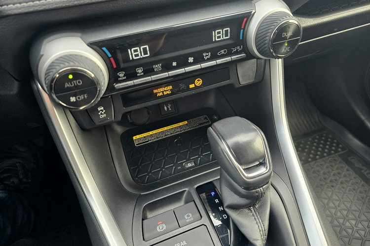 Toyota RAV-4 Krajówka, bezwypadkowa, ostatni serwis w aso marzec zdjęcie 20