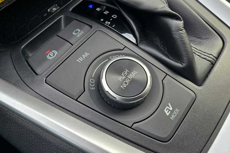 Toyota RAV-4 Krajówka, bezwypadkowa, ostatni serwis w aso marzec zdjęcie 21