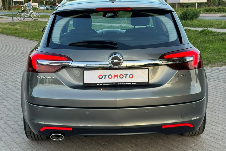 Opel Insignia Sports Tourer Diesel 170km BDB stan zdjęcie 12