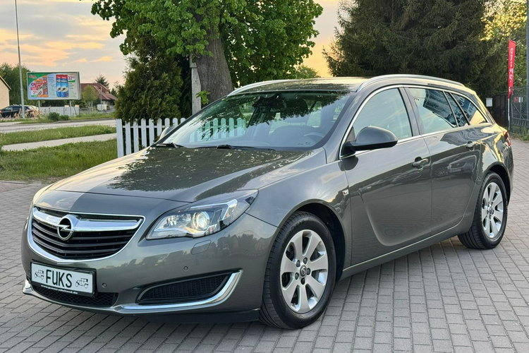 Opel Insignia Sports Tourer Diesel 170km BDB stan zdjęcie 9