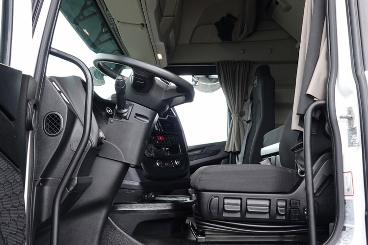Iveco S-WAY / 510 / RETARDER / KLIMA POSTOJOWA / EURO 6 zdjęcie 23