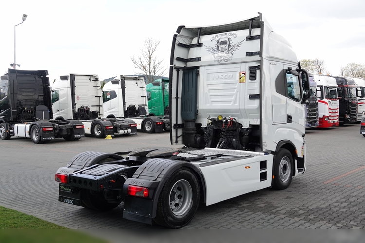 Iveco S-WAY / 510 / RETARDER / KLIMA POSTOJOWA / EURO 6 zdjęcie 8