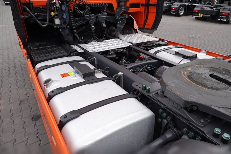 Scania R 450 / RETARDER / ZBIORNIKI 1400 L / zdjęcie 13