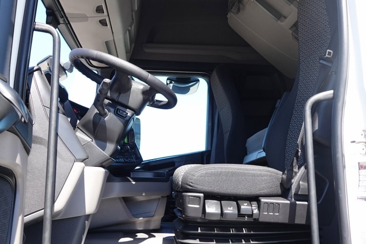 Scania R 450 / RETARDER / ZBIORNIKI 1400 L / OPONY 100 % / zdjęcie 23