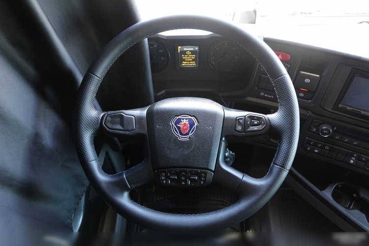 Scania R 450 / RETARDER / ZBIORNIKI 1400 L / OPONY 100 % / zdjęcie 28