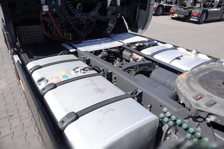 Scania S 500 / ADR FL / RETARDER / KLIMA POSTOJOWA / TV / ALUFELGI / EURO 6 zdjęcie 13