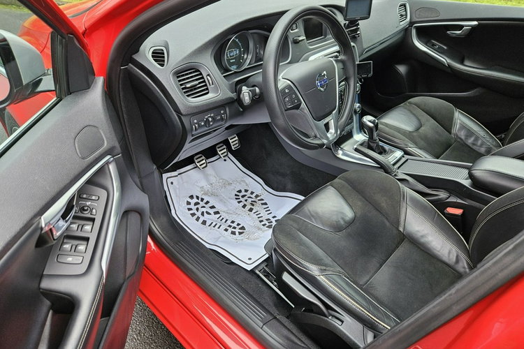 Volvo V40 R-Design Bardzo Ładne i Zadbane Rok GWARANCJI zdjęcie 10
