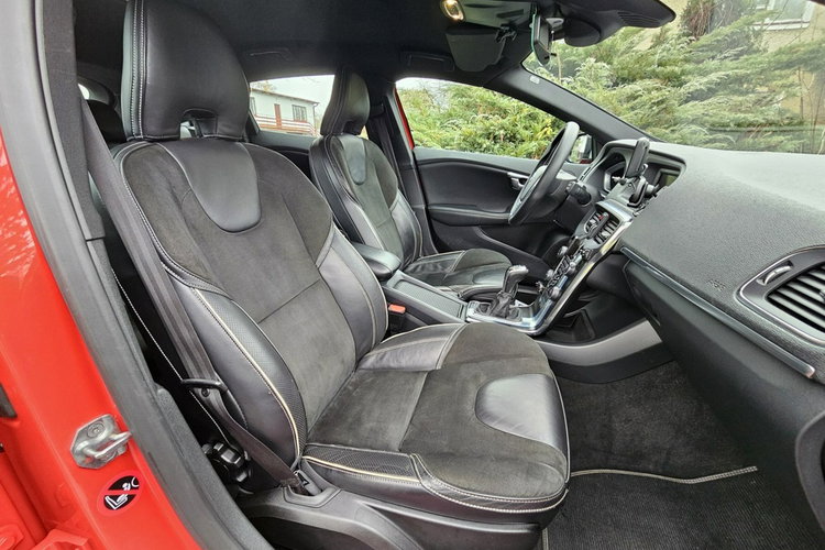Volvo V40 R-Design Bardzo Ładne i Zadbane Rok GWARANCJI zdjęcie 11