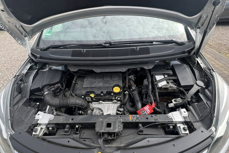 Opel Zafira 7 osobowe, zdjęcie 18