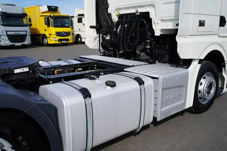 MAN TGX / 18.470 / EURO 6 / GX / ACC / MAŁY PRZEBIEG zdjęcie 14