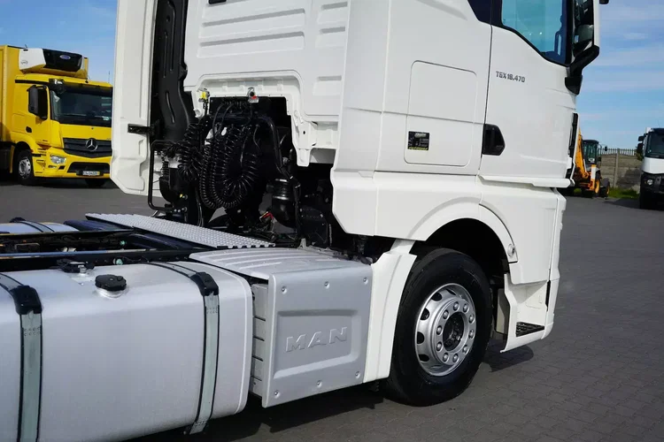 MAN TGX / 18.470 / EURO 6 / GX / ACC / MAŁY PRZEBIEG zdjęcie 39