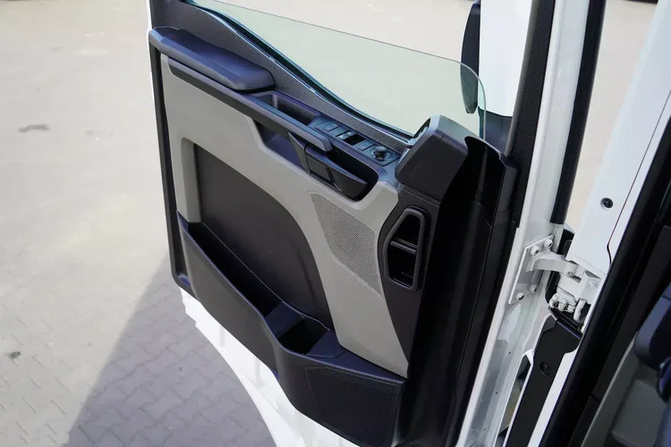 MAN TGX / 18.470 / EURO 6 / GX / ACC / MAŁY PRZEBIEG zdjęcie 40