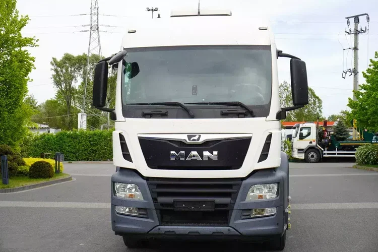 MAN TGS 35.420 8×2 / Rama 6.4 m / 3 osie skrętne / ADR AT / 3 szt. zdjęcie 11