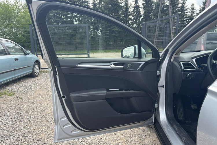 Ford Mondeo 2.0 EcoBlue Trend 150KM, I właściciel, salon Polska, gwarancja 12 m-cy zdjęcie 16