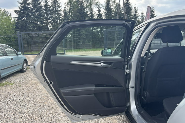 Ford Mondeo 2.0 EcoBlue Trend 150KM, I właściciel, salon Polska, gwarancja 12 m-cy zdjęcie 28