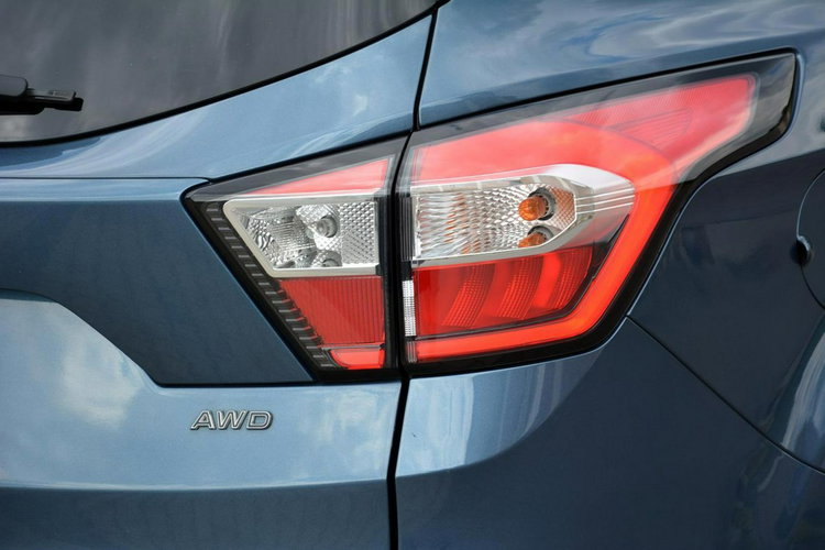 Ford Kuga ST-Line Skóry 4X4 Radar Xenon Ledy Kamera ParkAssist Keyless Alu18 ASO zdjęcie 14