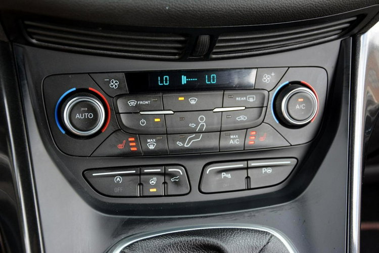 Ford Kuga ST-Line Skóry 4X4 Radar Xenon Ledy Kamera ParkAssist Keyless Alu18 ASO zdjęcie 30