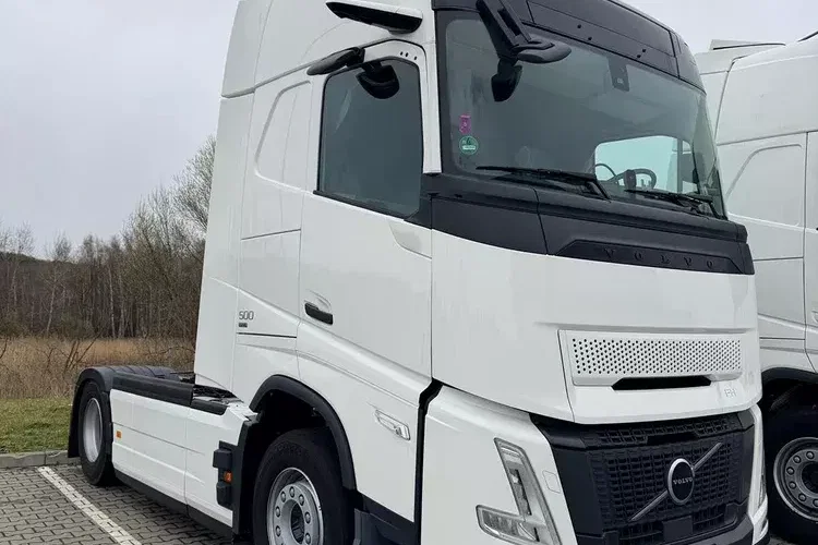 Volvo FH 500KM zdjęcie 3