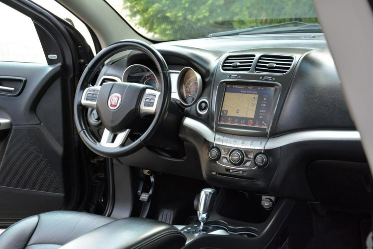 Fiat Freemont 2.0d(170KM) Alpine AWD 7-Foteli Navi Kamera Keyless Go Skóry Alu19" zdjęcie 21