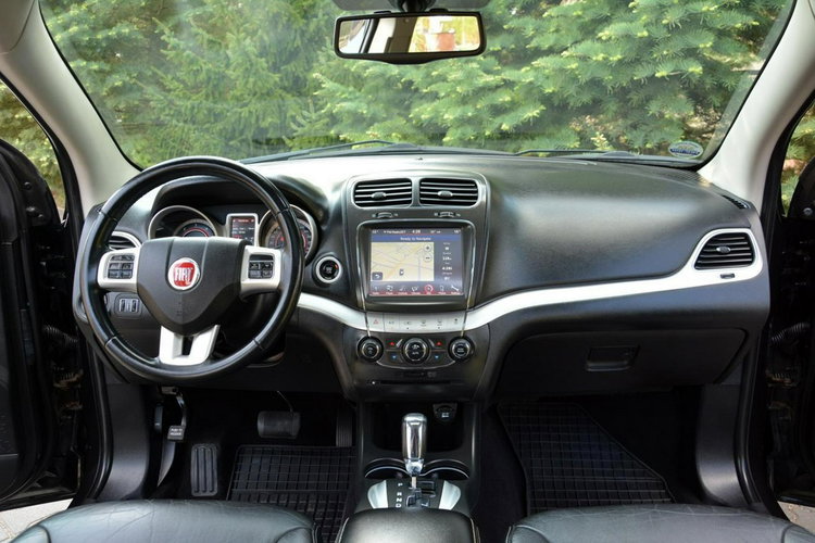 Fiat Freemont 2.0d(170KM) Alpine AWD 7-Foteli Navi Kamera Keyless Go Skóry Alu19" zdjęcie 25