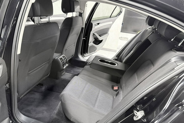 Volkswagen Passat 1.8 TSi 180KM "HIGHLINE"Automat DSG Full LED Apple Car Alu 17 Limuzyna zdjęcie 33