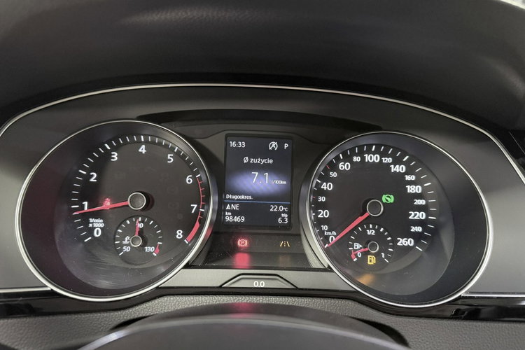 Volkswagen Passat 1.8 TSi 180KM "HIGHLINE"Automat DSG Full LED Apple Car Alu 17 Limuzyna zdjęcie 38