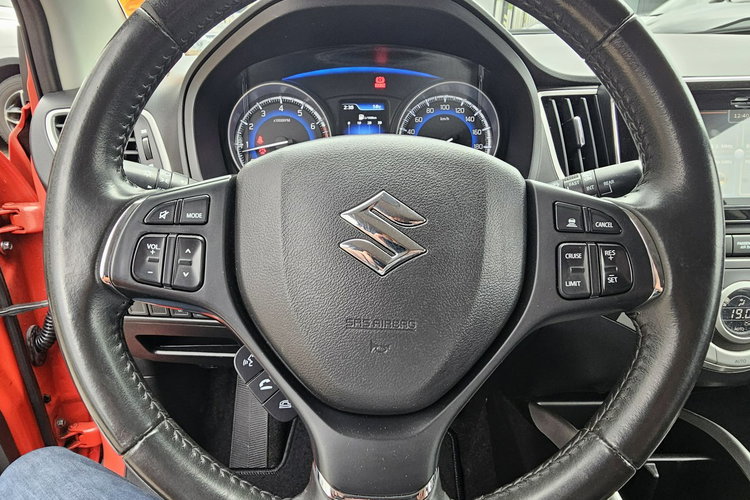 Suzuki Baleno Radar, komendy głosowe, grzane fotele, kontrola pasa ruchu, led zdjęcie 18
