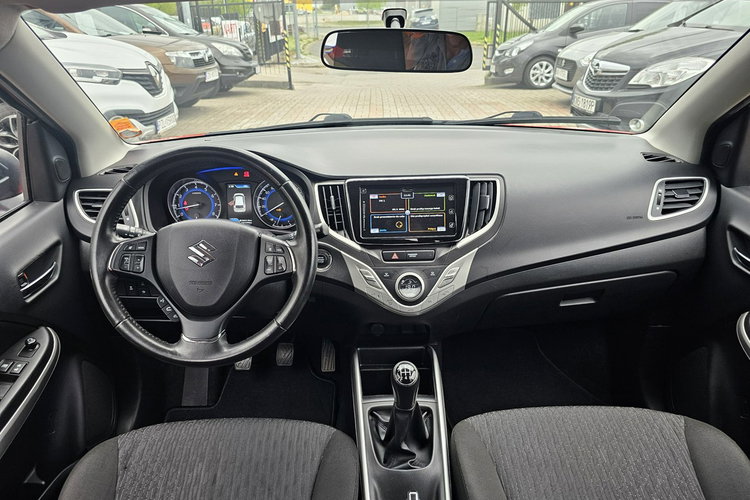 Suzuki Baleno Radar, komendy głosowe, grzane fotele, kontrola pasa ruchu, led zdjęcie 20
