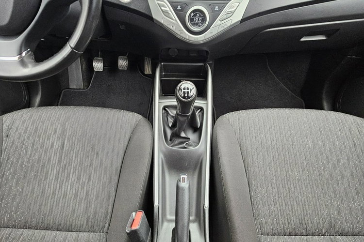 Suzuki Baleno Radar, komendy głosowe, grzane fotele, kontrola pasa ruchu, led zdjęcie 24