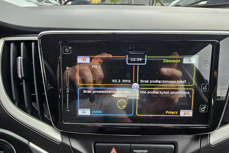 Suzuki Baleno Radar, komendy głosowe, grzane fotele, kontrola pasa ruchu, led zdjęcie 27