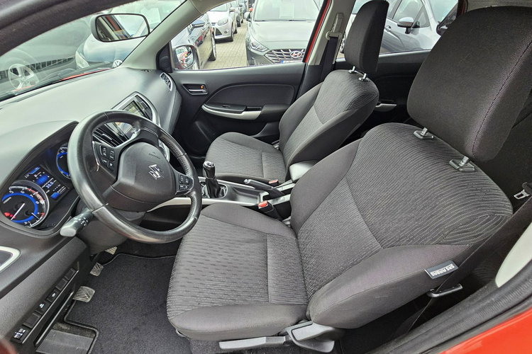 Suzuki Baleno Radar, komendy głosowe, grzane fotele, kontrola pasa ruchu, led zdjęcie 29
