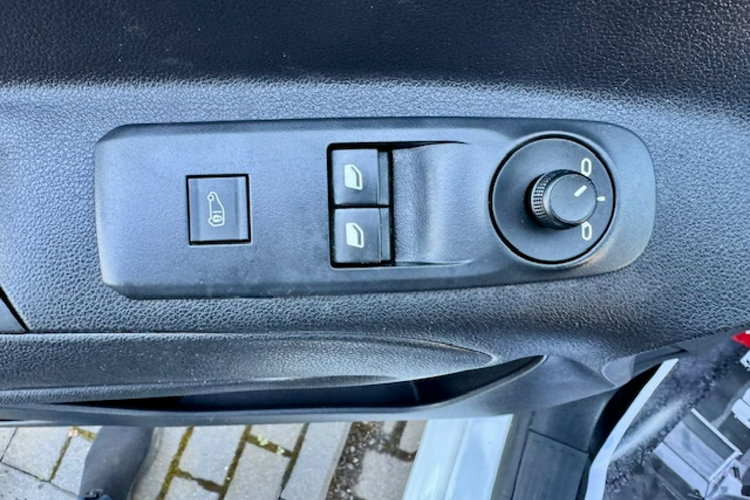 Toyota Proace City SALON PL / CHŁODNIA MROŻNIA -20st.C / DŁUGI / KLIMA / GWARANCJA zdjęcie 18