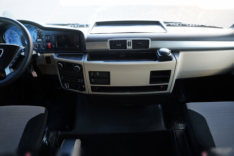 MAN TGX 18.500 / 4x4 / HYDRAULIKA / HYDRODRIVE / NISKA KABINA / EURO 6 / NAVI / zdjęcie 33